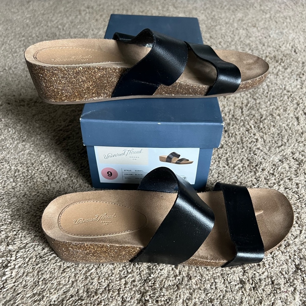 Women’s Universal Thread Black Kerryl Sandals - Picture 4 of 9